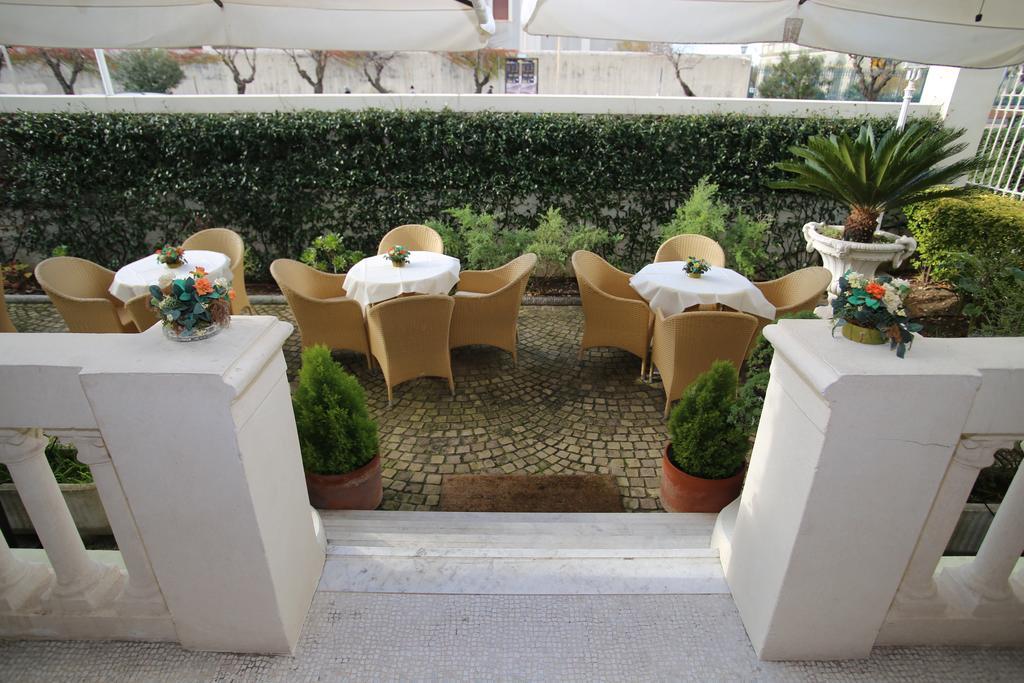 Hotel Gennarino Livorno Exterior photo