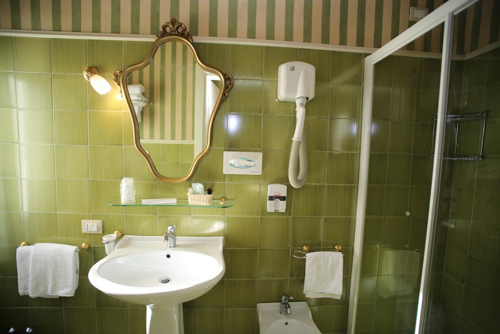Hotel Gennarino Livorno Room photo