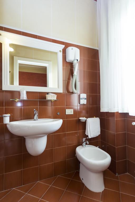Hotel Gennarino Livorno Room photo