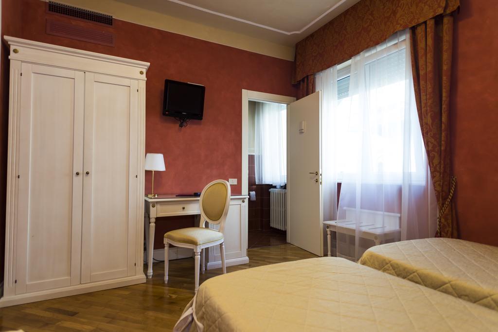 Hotel Gennarino Livorno Room photo
