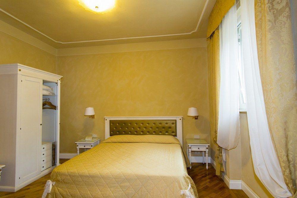 Hotel Gennarino Livorno Exterior photo